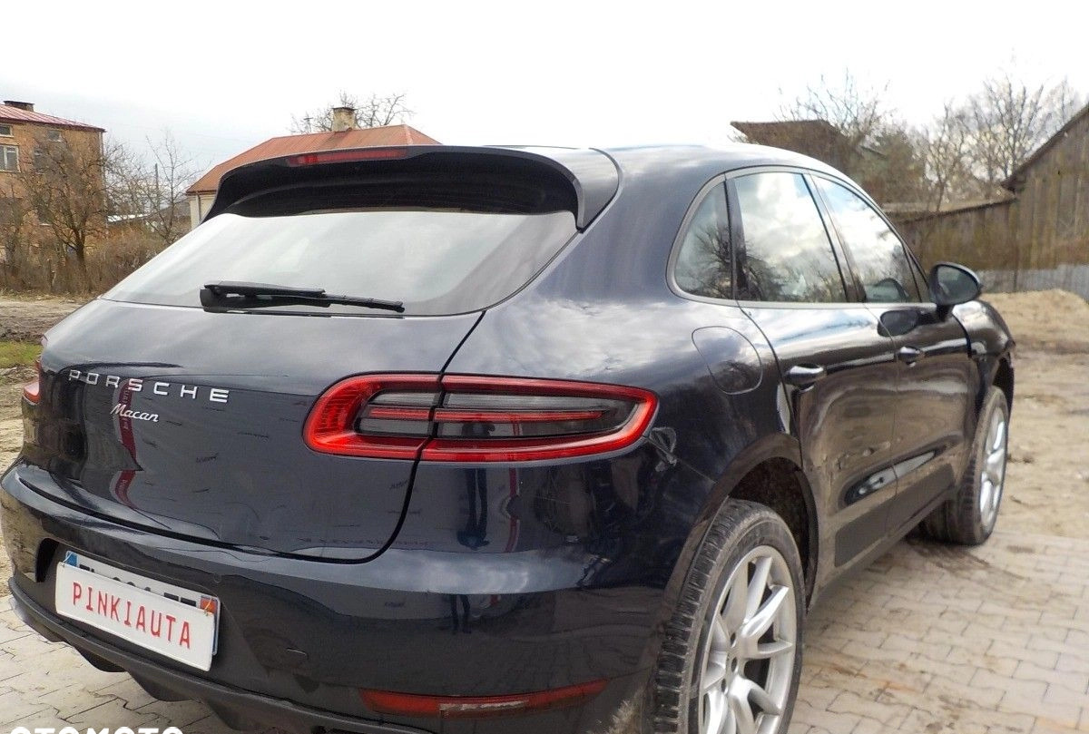 Porsche Macan cena 86900 przebieg: 104563, rok produkcji 2017 z Ożarów Mazowiecki małe 631